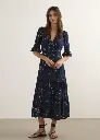 dress1.webp