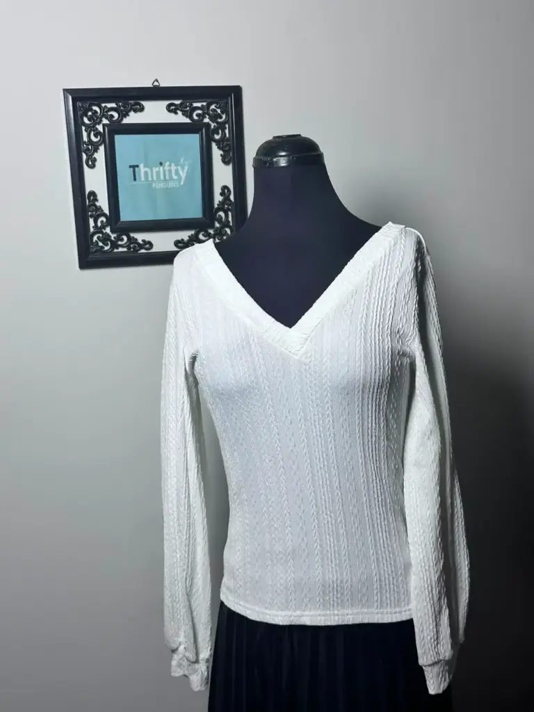 Elegant Chic V Neck Knit Top
