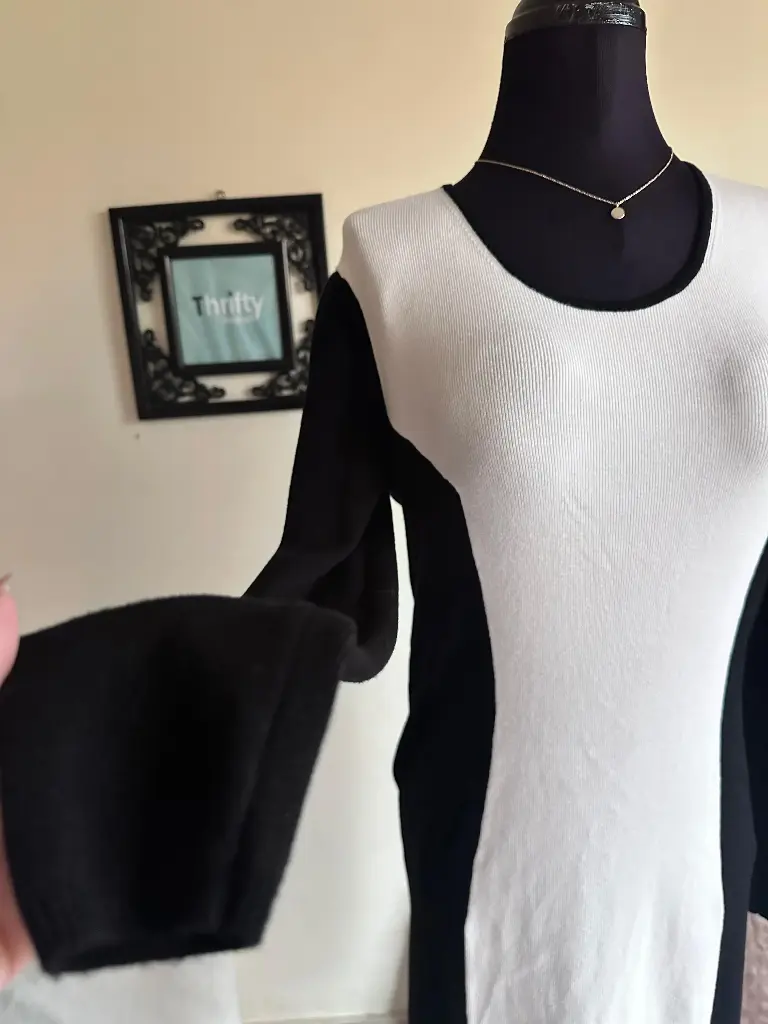 Colorblock Long Sleeve Bodycon Sweater Dress
